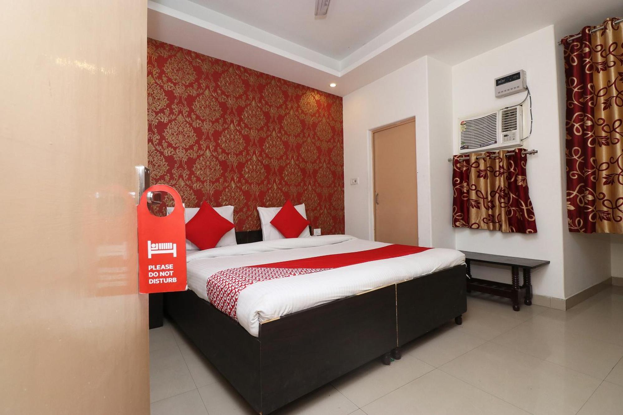 Oyo Flagship Hotel Daimond New Delhi Bagian luar foto